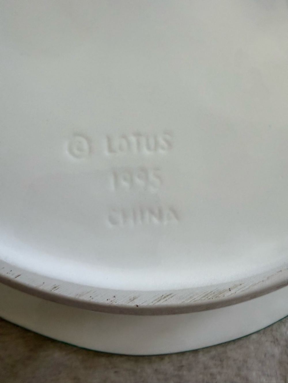 Lotus chip and dip bowl - Picture 4 of 5